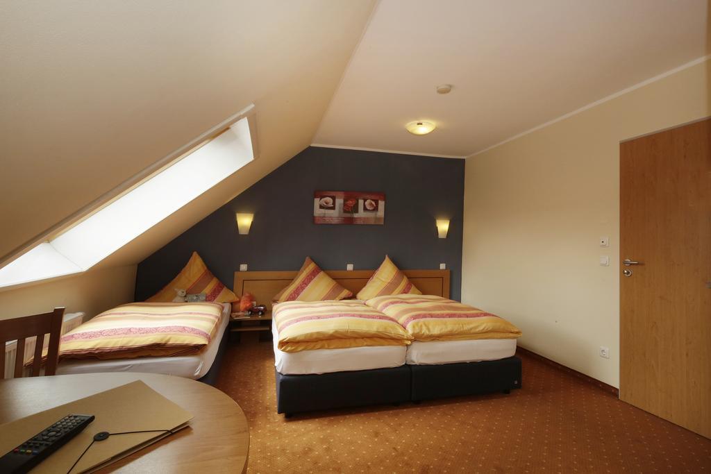 Bio Hotel Bayerischer Wirt Аугсбург Екстериор снимка